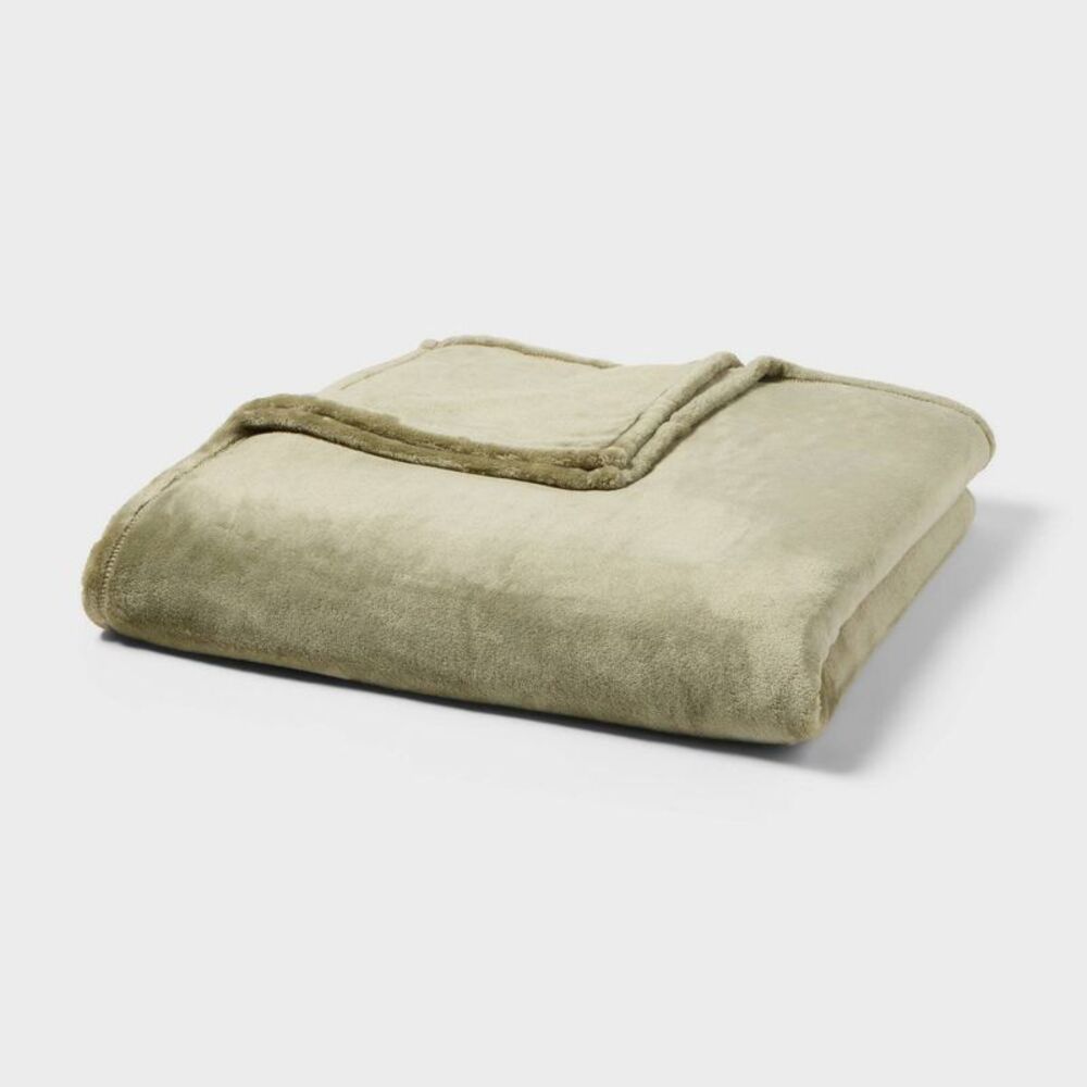 Threshold - Full/Queen Microplush Bed Blanket Sage Green - Thr Green